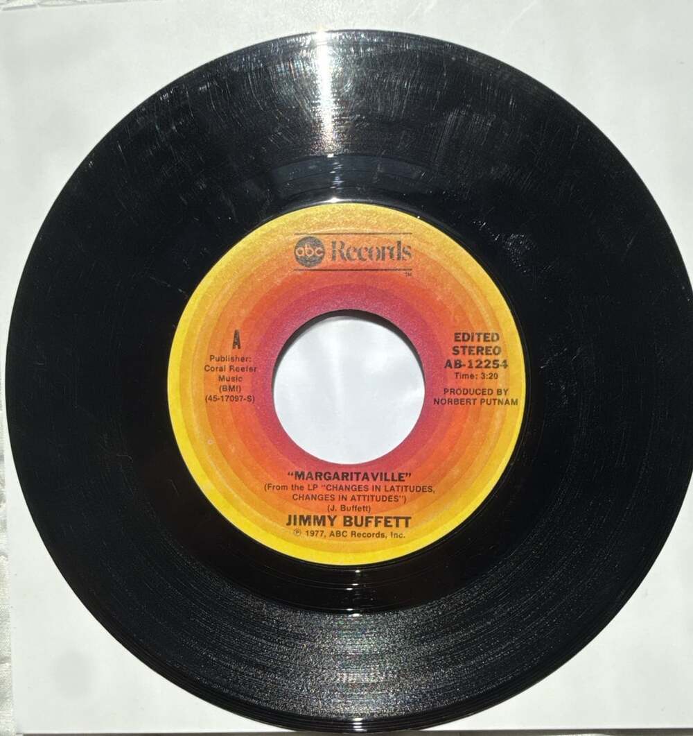 Jimmy Buffett - Margaritaville / Miss You So Badly 7" Vinyl Record